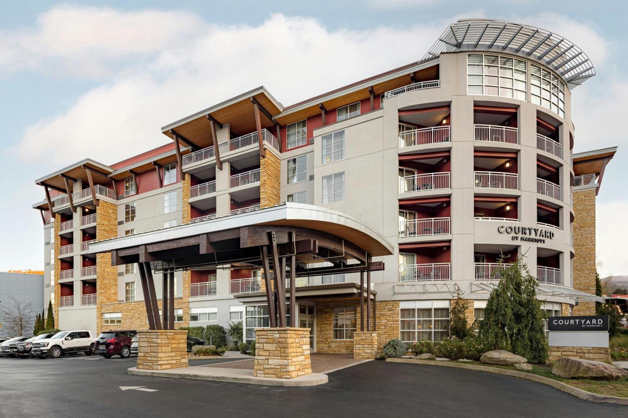 Courtyard By Marriott Gatlinburg Downtown Hotel Exterior foto